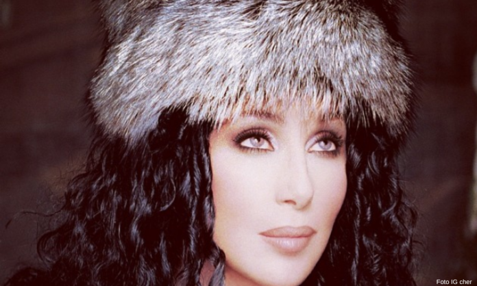 Cher solicita la tutela de su hijo por problemas de adicción