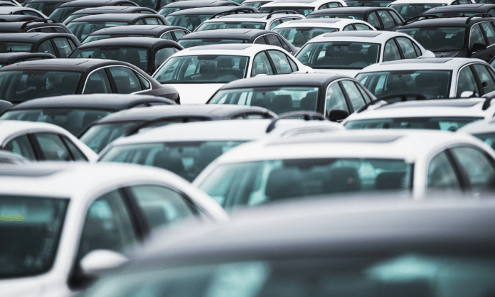 Faltan alrededor de 20 mil autos 'chocolate' por regularizar: Onapafas Faltan alrededor de 20 mil autos 'chocolate' por regularizar: Onapafas