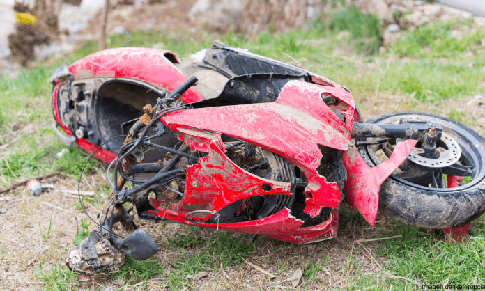 Nogales: Muere motociclista tras ser embestido por una camioneta Nogales: Muere motociclista tras ser embestido por una camioneta