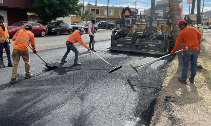 Avanza en Guaymas el programa de bacheo de concreto y asfalto