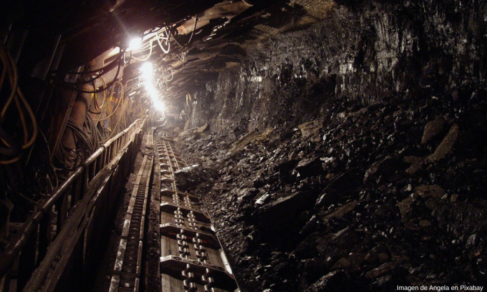Al menos 18 mineros atrapados en mina de oro en Colombia Al menos 18 mineros atrapados en mina de oro en Colombia