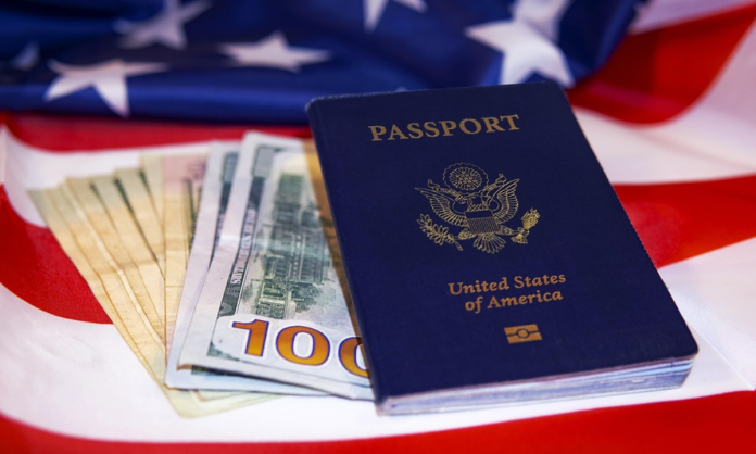 EE.UU. impondrá tarifa extra de USD 250 para ‘visa’ de visitantes