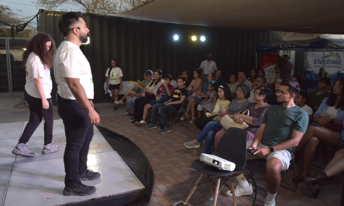 Presentan función de teatro "De la Bici al Escenario" del programa Biciclando