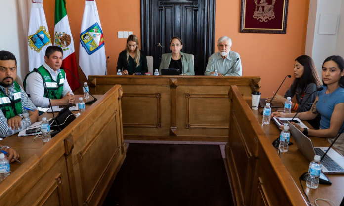 encabeza Karla Córdova reunión con autoridades de salud de los tres niveles de gobierno