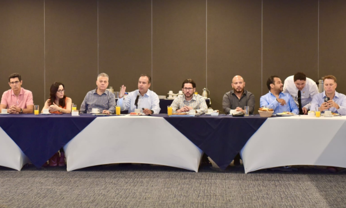 Hermosillo impulsa inversiones históricas en distribución de agua potable: Toño Astiazarán