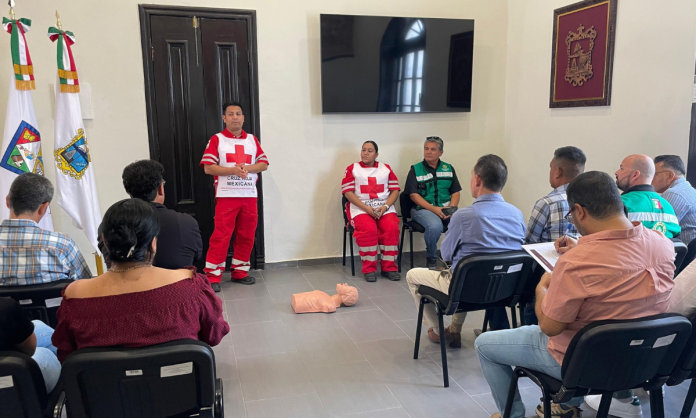 primeros auxilios Capacitan a personal del Ayuntamiento en primeros auxilios