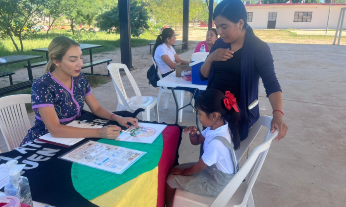 Llevan Jornada de Salud a familias del ejido Triunfo Santa Rosa