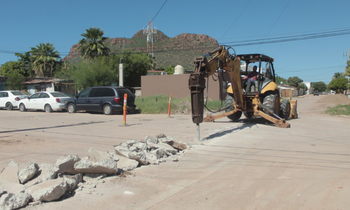 Inicia obra de pavimentación en la colonia San Vicente