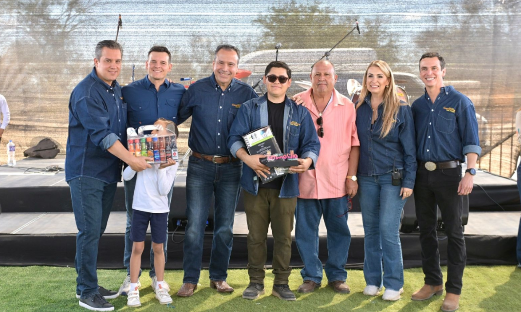 Celebra Toño Astiazarán consolidación de la Muestra Gastronómica de San Pedro