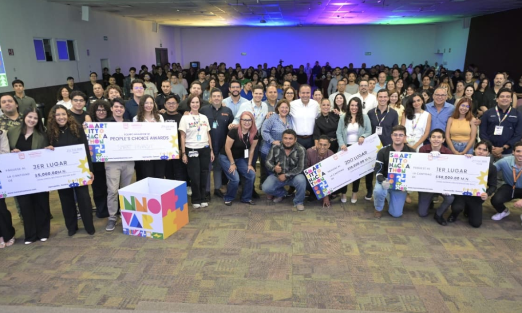 Suma esfuerzos y talento Toño Astiazarán para impulsar a jóvenes emprendedores en Smart City Hackaton