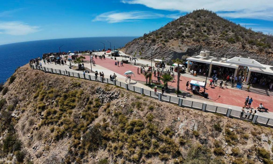 alta afluencia de visitantes en Guaymas y San Carlos
