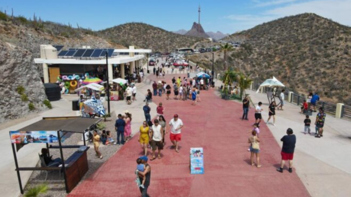 Más de 350 mil personas visitaron playas de Guaymas y San Carlos