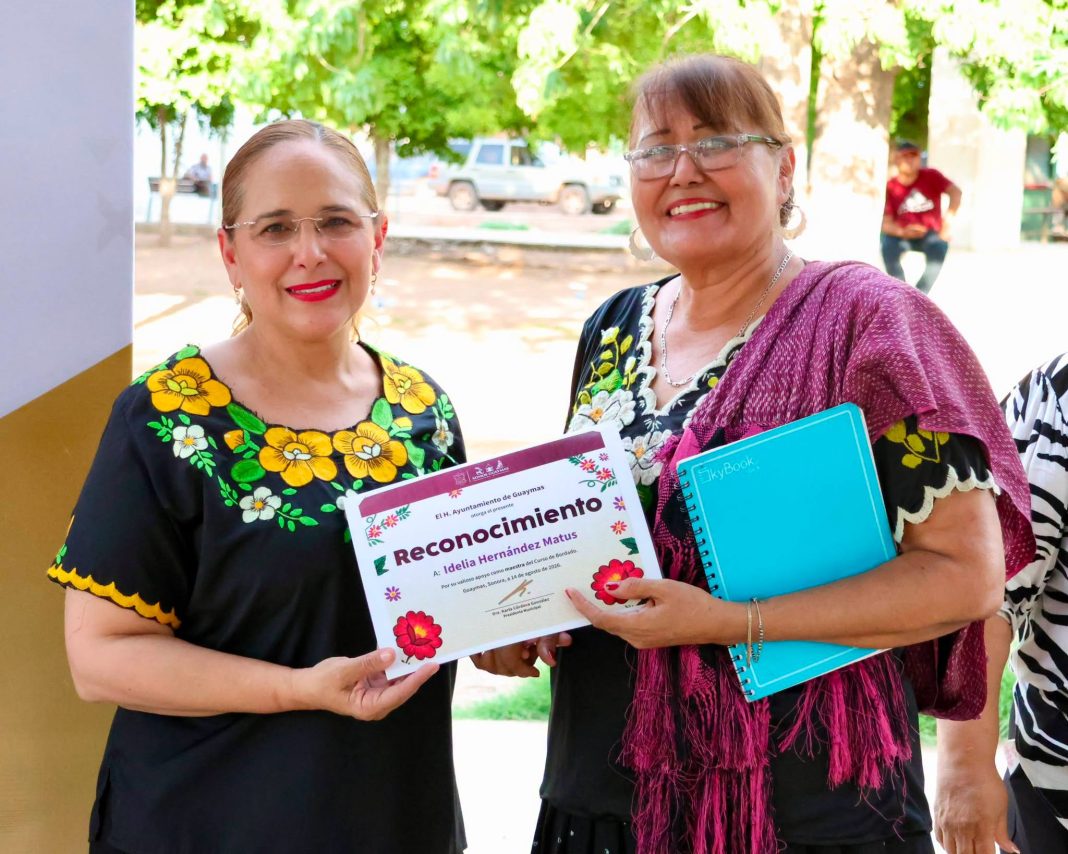 Concluye curso de bordado en la comunidad de Vícam